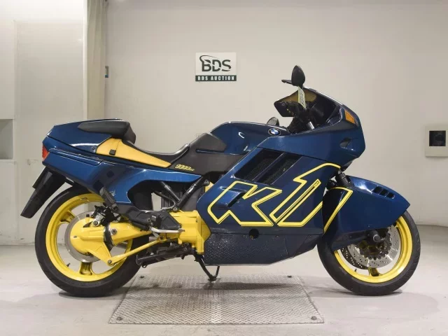 BMW  K1 лот № 5224 оценка 4  с аукциона в Японии