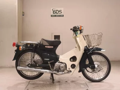 Honda C90