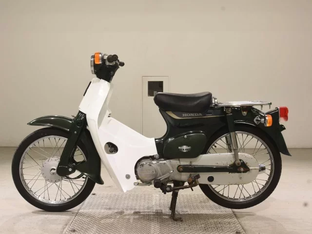 Honda C50