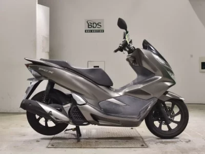 Honda PCX125-3