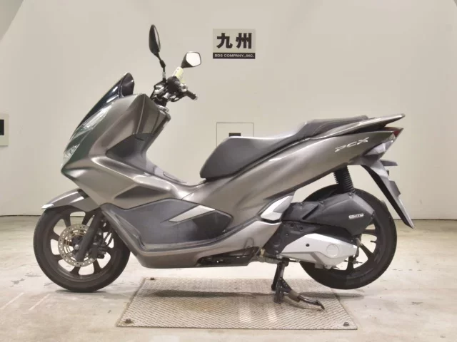 Honda PCX125-3