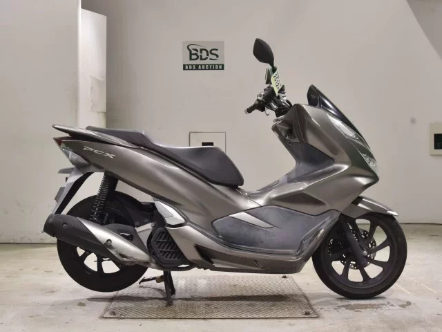 Honda PCX125-3