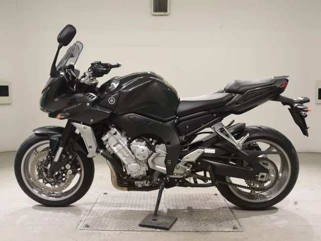 Yamaha FZ-1 FEATHER