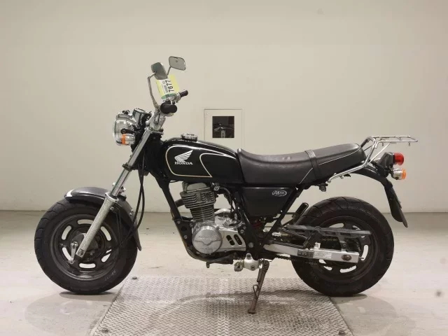 Honda APE100