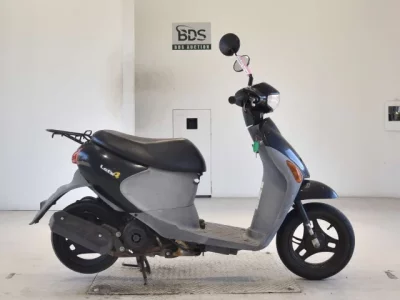 Suzuki LET S4