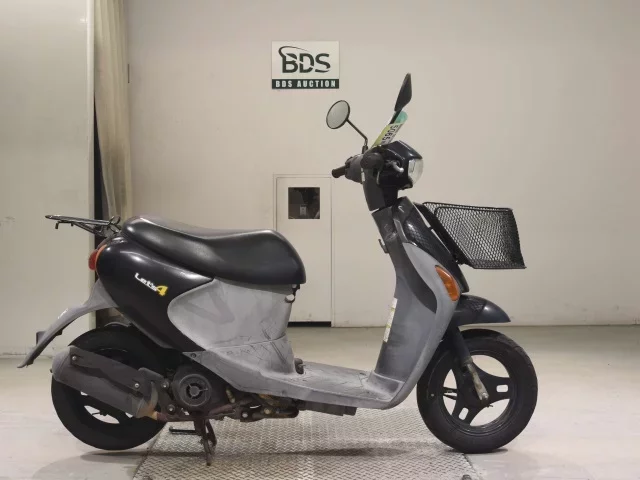 Suzuki LET S4