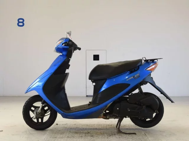 Suzuki ADDRESS V50-3