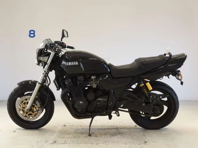Yamaha XJR1200