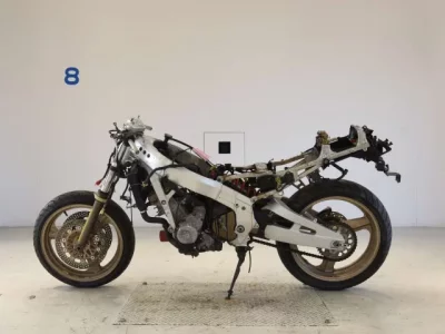 Honda CBR400RR-1 SHO LOUIS NOT EQUIPPED