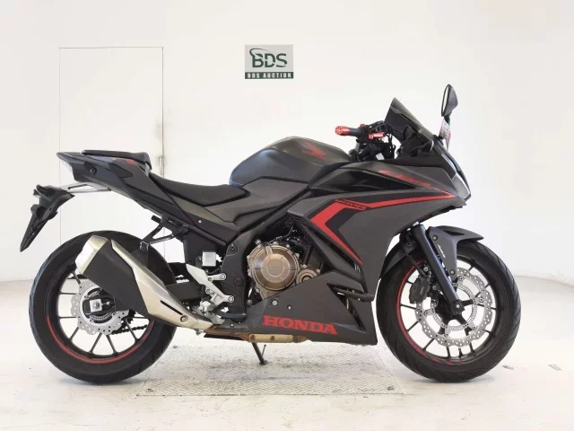 Honda CBR400R-2