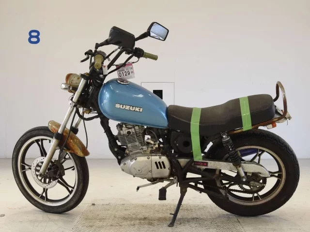 Suzuki GN125H