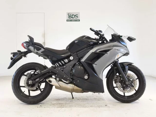 Kawasaki NINJA400