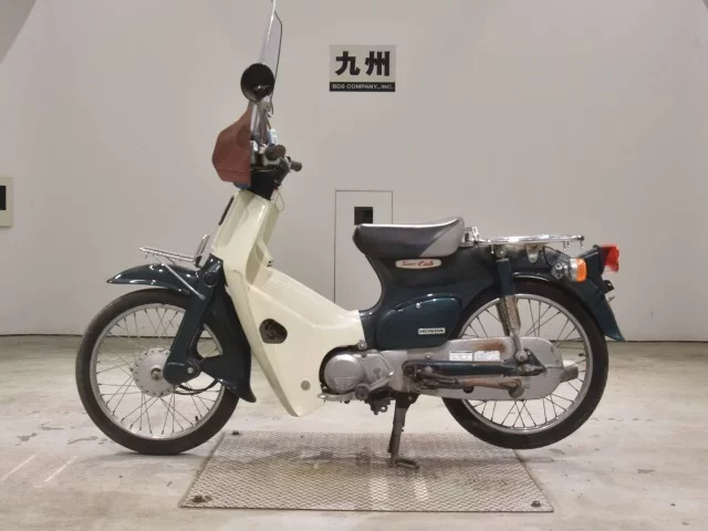 Honda C50