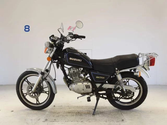 Suzuki GN125H