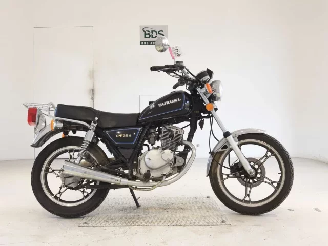 Suzuki GN125H