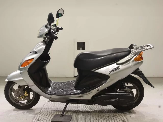 Yamaha AXIS100