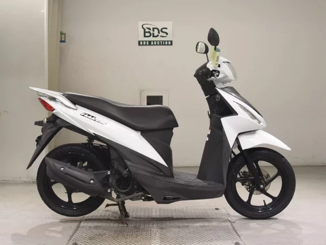 Suzuki ADDRESS110-2