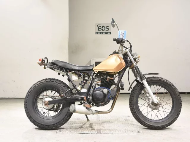 Yamaha TW200