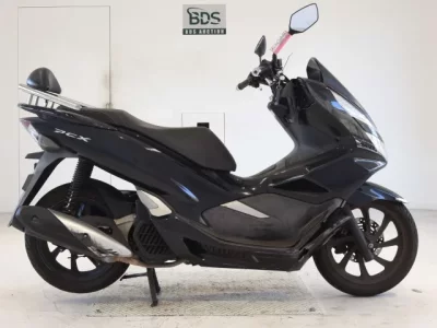 Honda PCX125-3