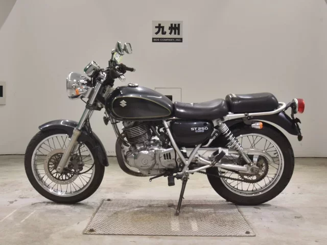 Suzuki ST250E