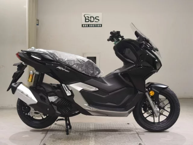 Honda ADV160