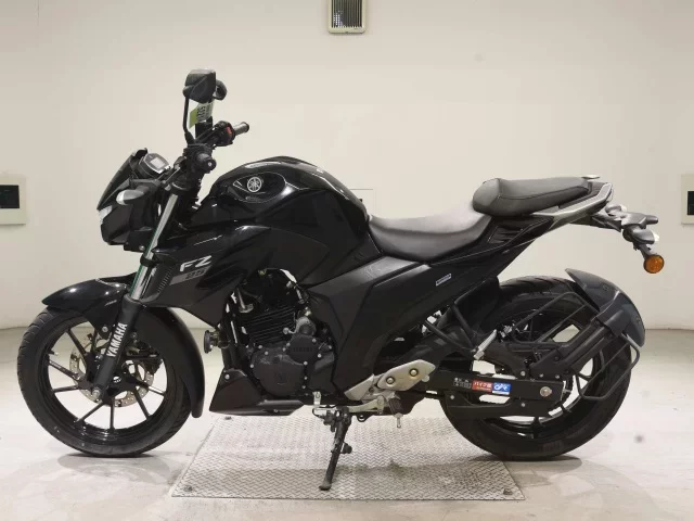 Yamaha FZ25