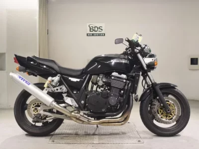 Kawasaki ZRX1100  с аукциона в Японии