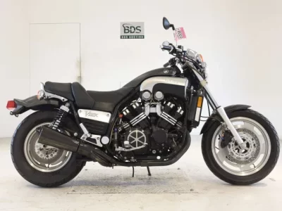 Yamaha V-MAX
