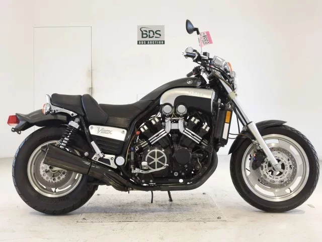 Yamaha V-MAX
