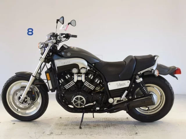 Yamaha V-MAX
