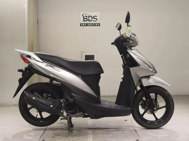 Suzuki ADDRESS110-2