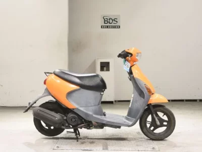 Suzuki LET S4