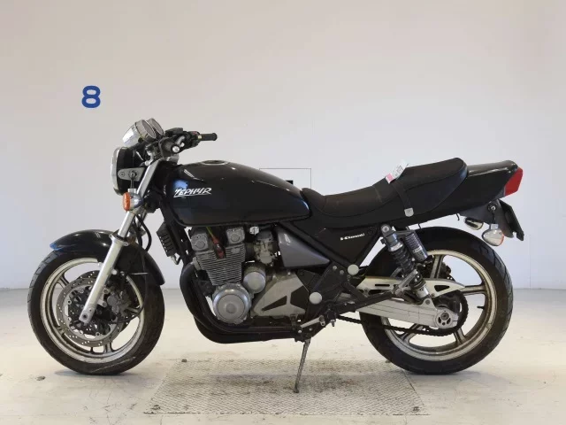 Kawasaki ZEPHYR400