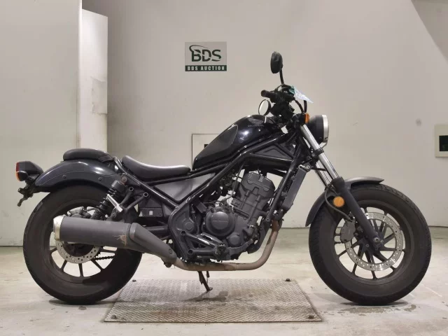 Honda REBEL