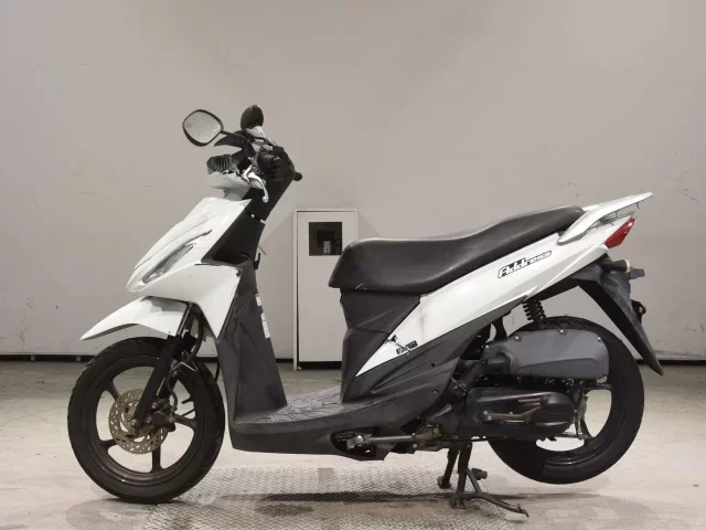 Suzuki ADDRESS110-2