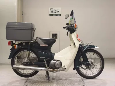 Honda C90