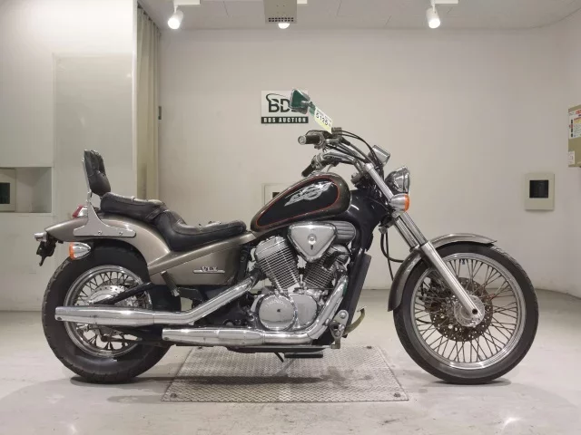 Honda STEED400 лот № 5125 оценка 4  с аукциона в Японии