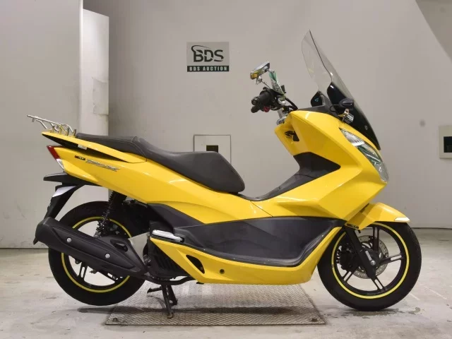 Honda PCX125-2