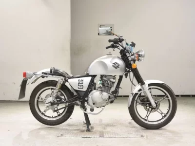 Suzuki GN125H