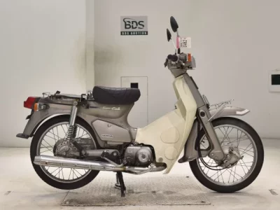 Honda C90