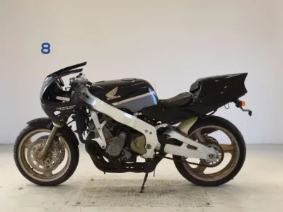 Honda CBR400RR-1 SHO LOUIS NOT EQUIPPED