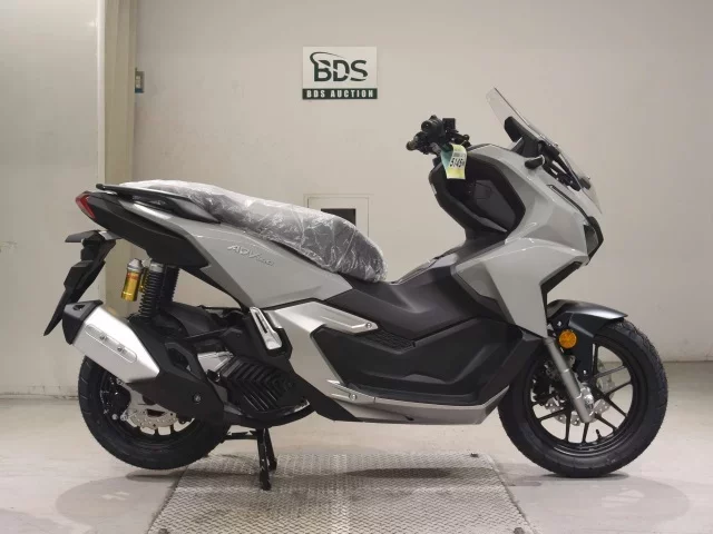 Honda ADV160