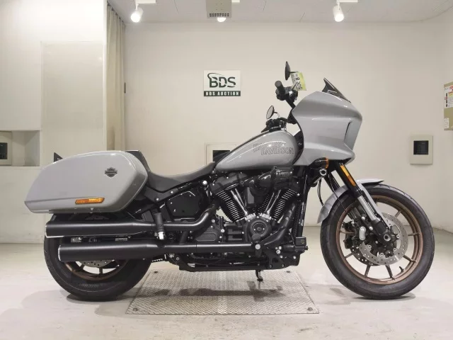 Harley-Davidson HARLEY FXLRST1920 лот № 5088 оценка 6  с аукциона в Японии