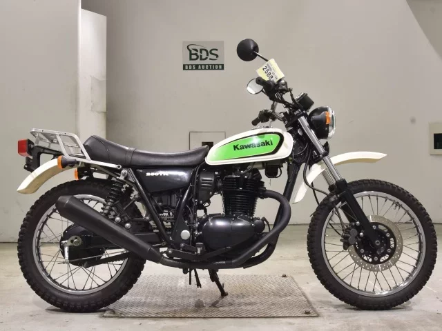 Kawasaki 250TR лот № 2588 оценка 4  с аукциона в Японии