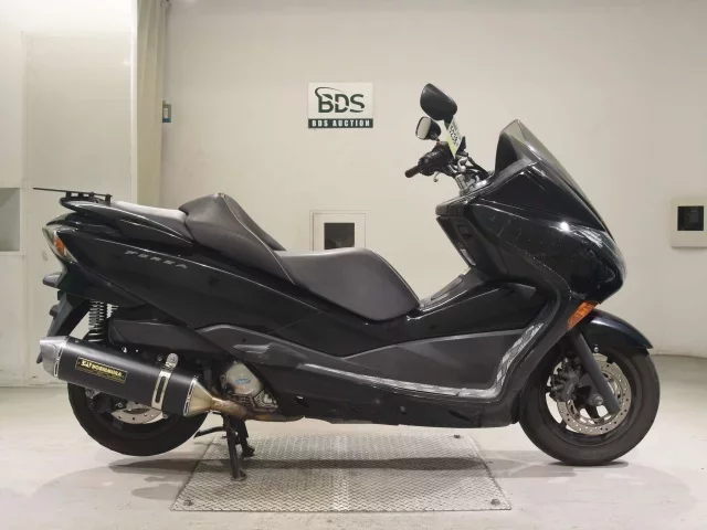 Honda FORZA Z лот № 5238 оценка 4  с аукциона в Японии