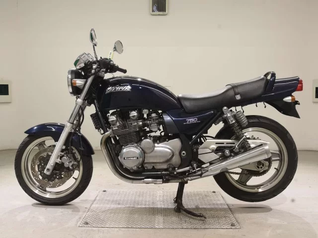 Kawasaki ZEPHYR750