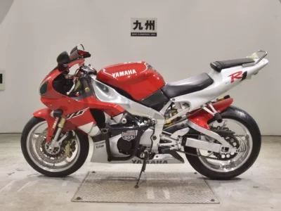 Yamaha YZF-R1  с аукциона в Японии