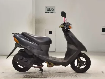 Suzuki LET S2
