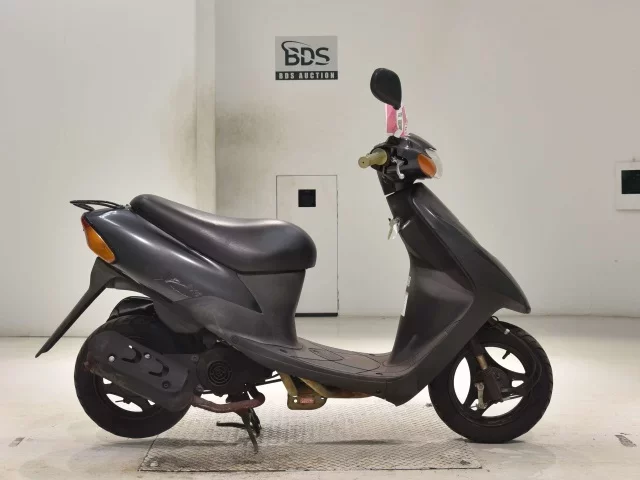Suzuki LET S2