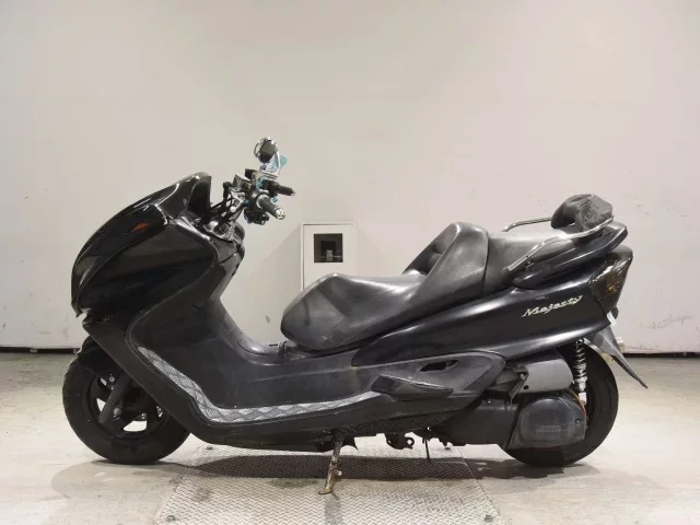 Yamaha MAJESTY 250C